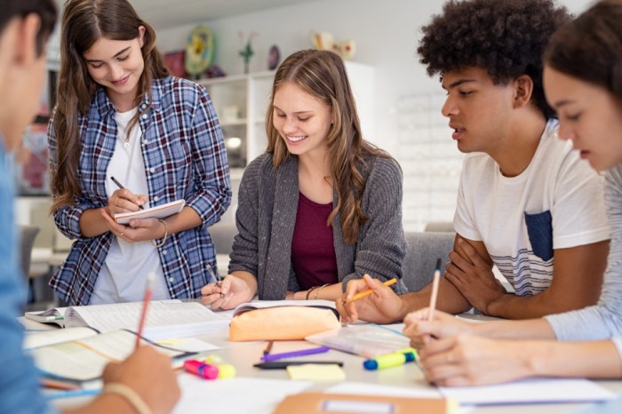 Kerjasama optimal sekolah orang tua keberhasilan belajar anak