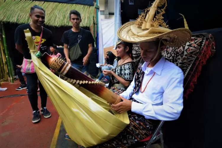 Rahasia Mainkan Sasando Panduan Lengkap Pemula